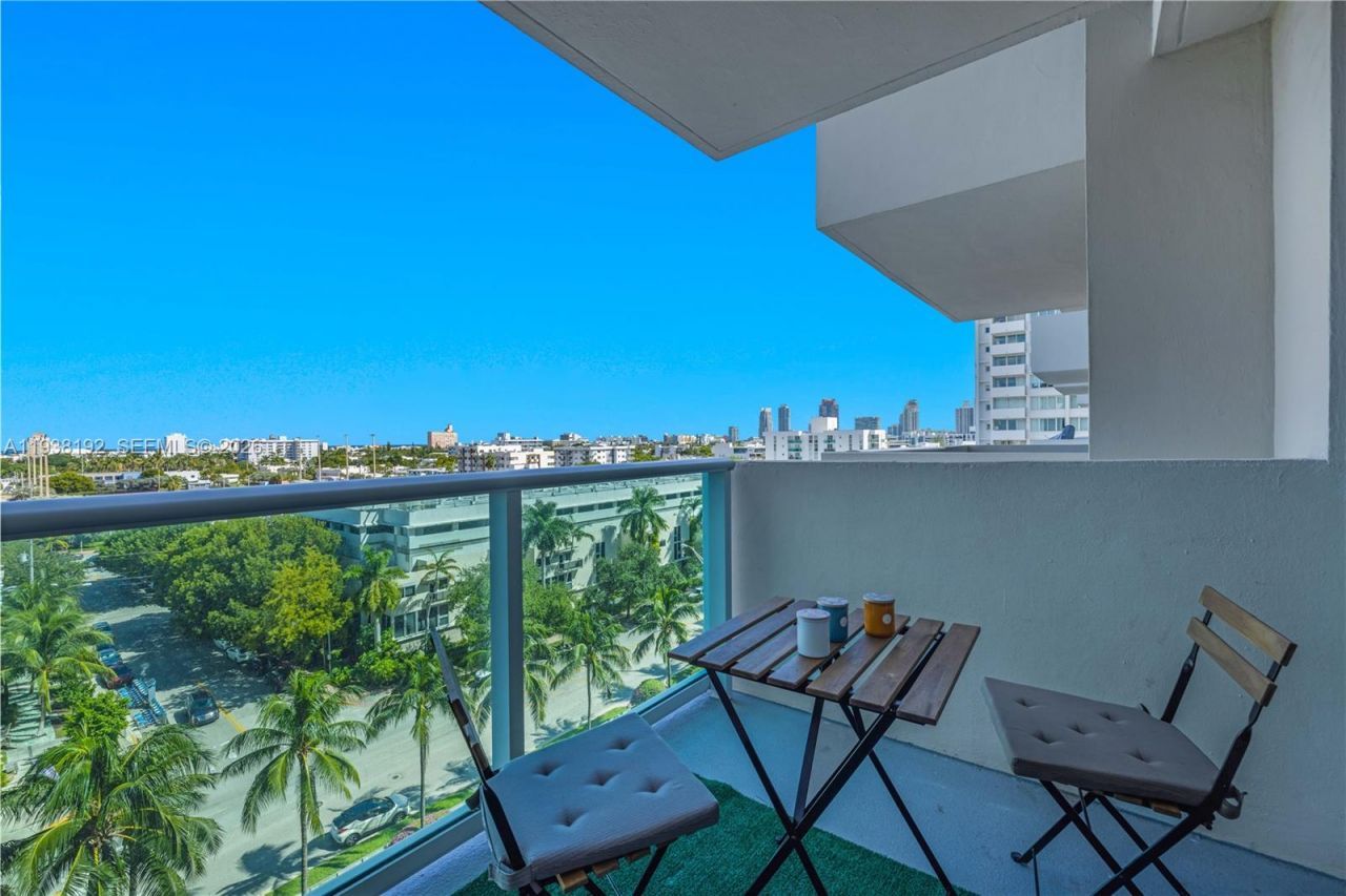 1200 West Ave , Unit 811, Miami Beach, FL 33139 Photo