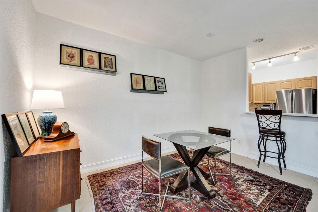 1743 NE 4th Avenue, Fort Lauderdale, FL 33305 Photo