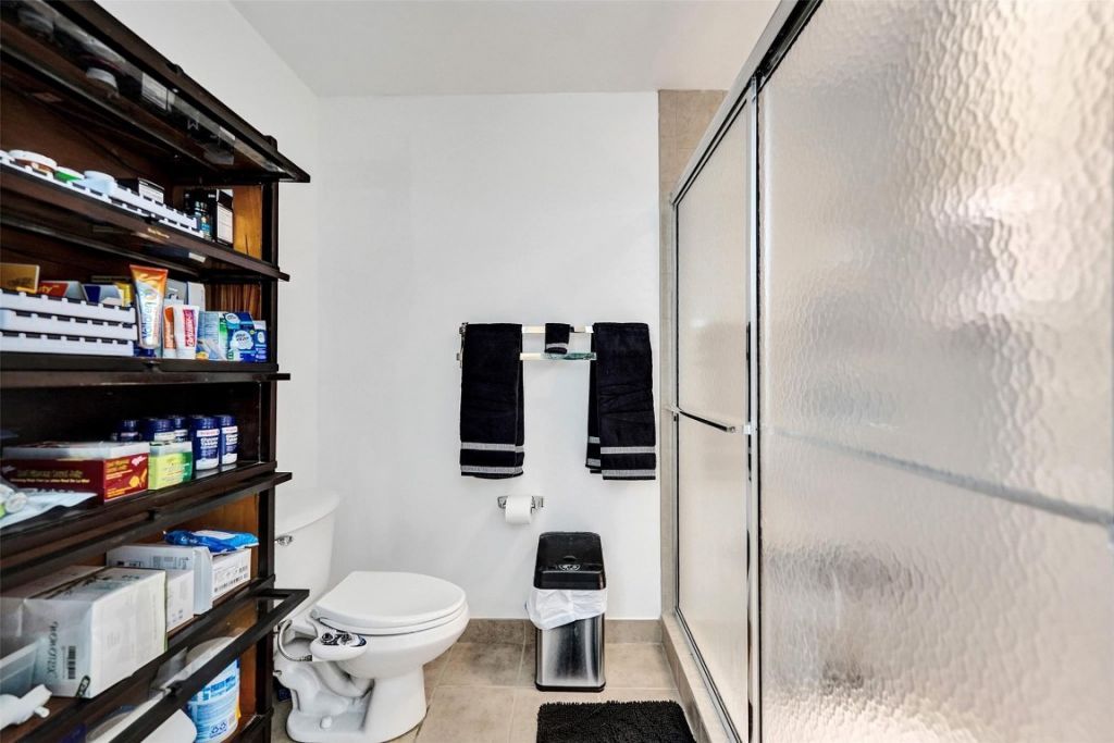 1743 NE 4th Avenue, Fort Lauderdale, FL 33305 Photo