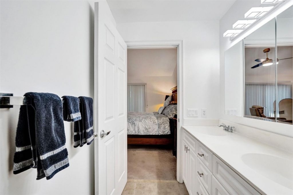 1743 NE 4th Avenue, Fort Lauderdale, FL 33305 Photo