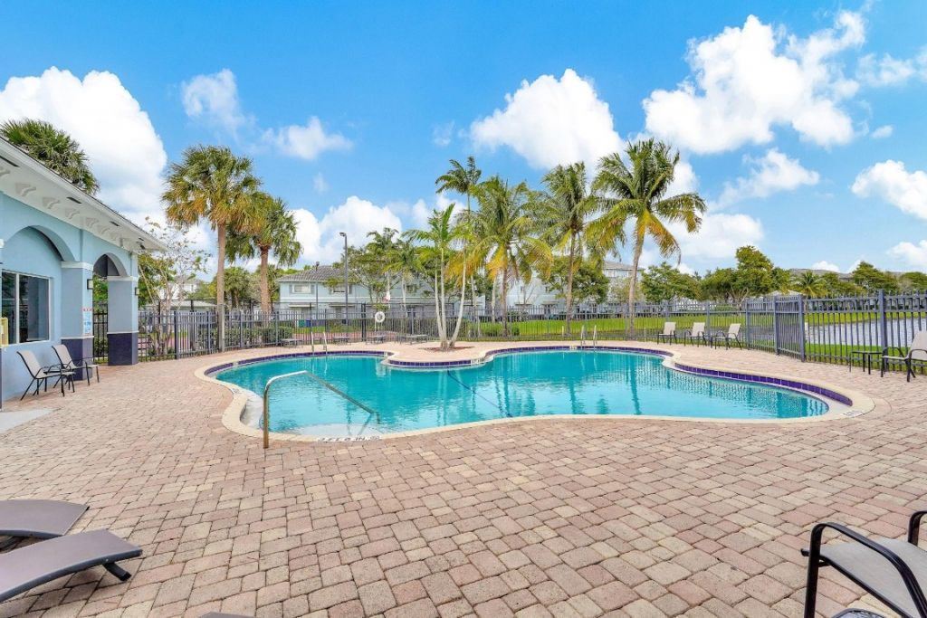 1427 NW 34th Way, Unit 1427, Fort Lauderdale, FL 33311 Photo