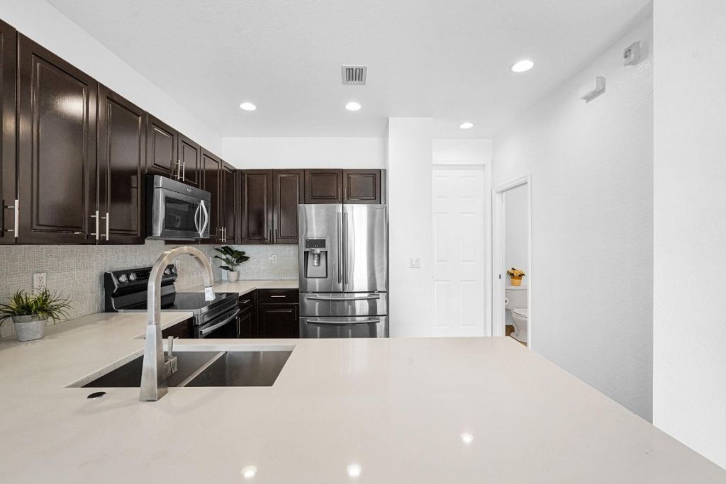 1427 NW 34th Way, Unit 1427, Fort Lauderdale, FL 33311 Photo