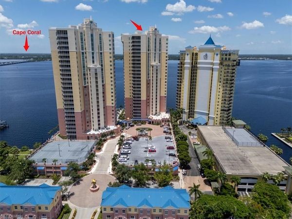 2745 1st ST, Unit 305, FORT MYERS, FL 33916