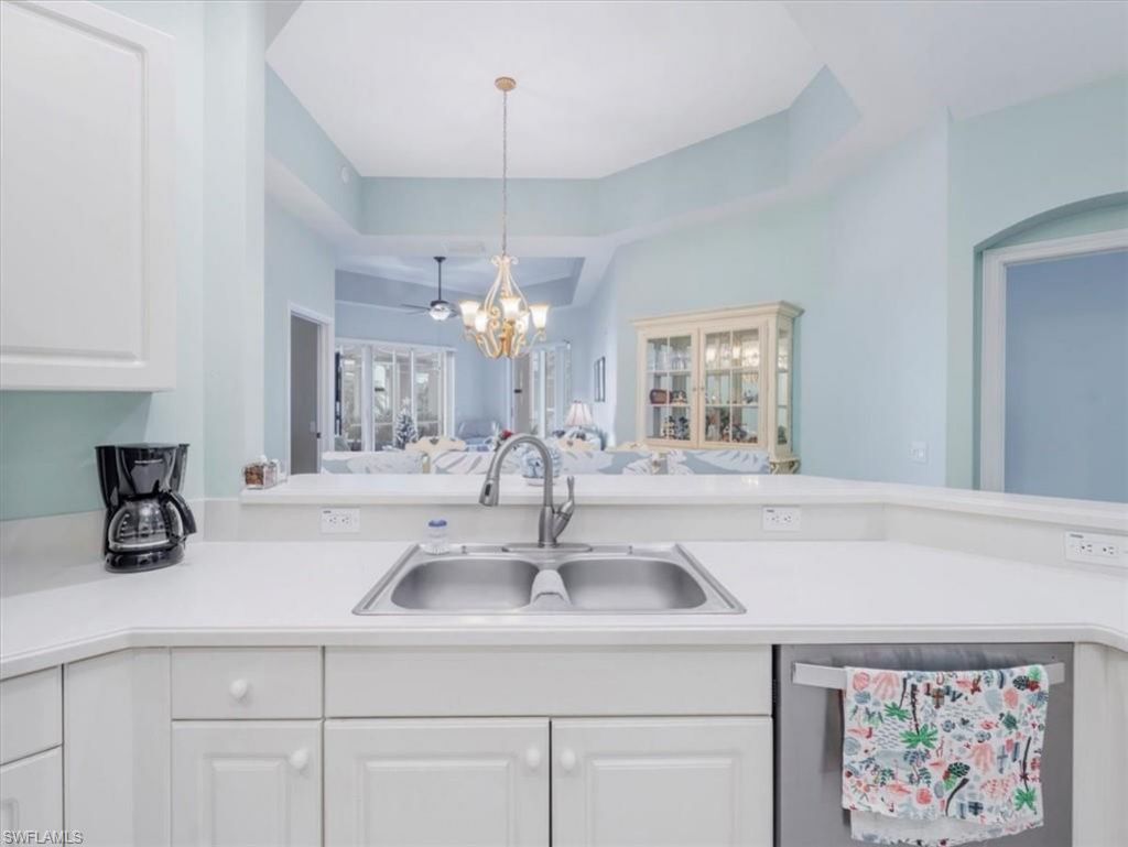 2745 1st St, Unit 305, Fort Myers, FL 33916 Photo