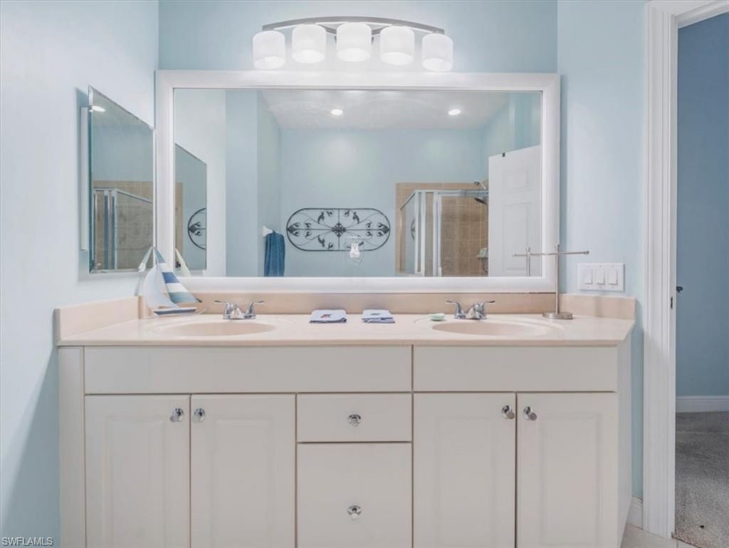 2745 1st St, Unit 305, Fort Myers, FL 33916 Photo