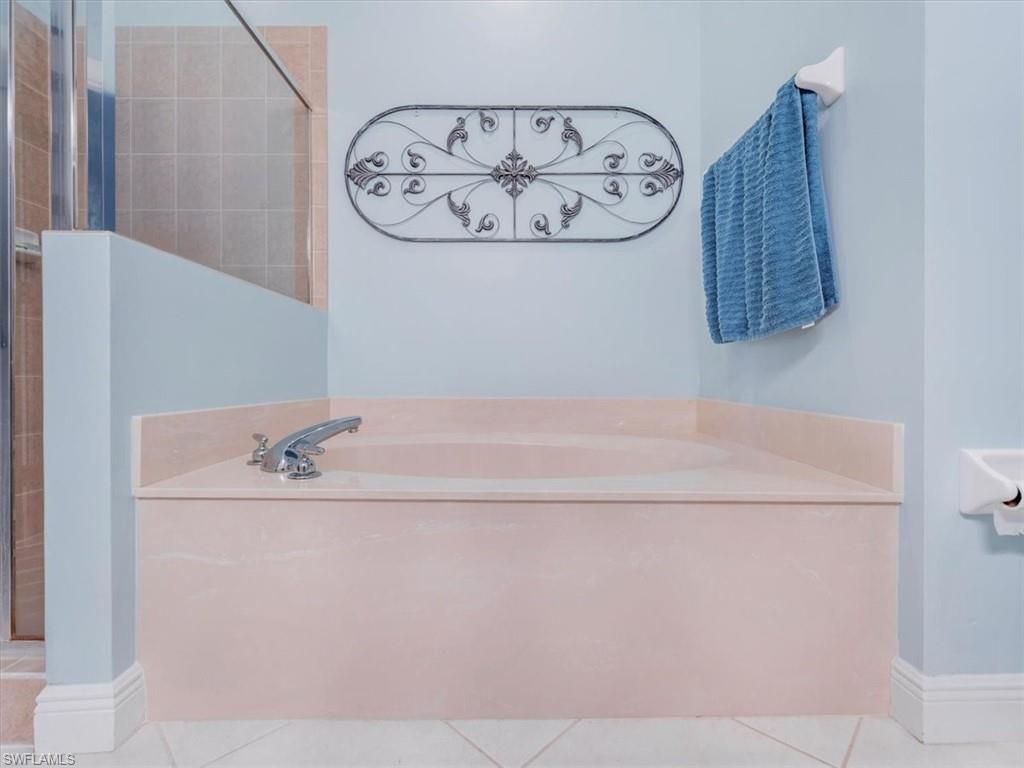 2745 1st St, Unit 305, Fort Myers, FL 33916 Photo