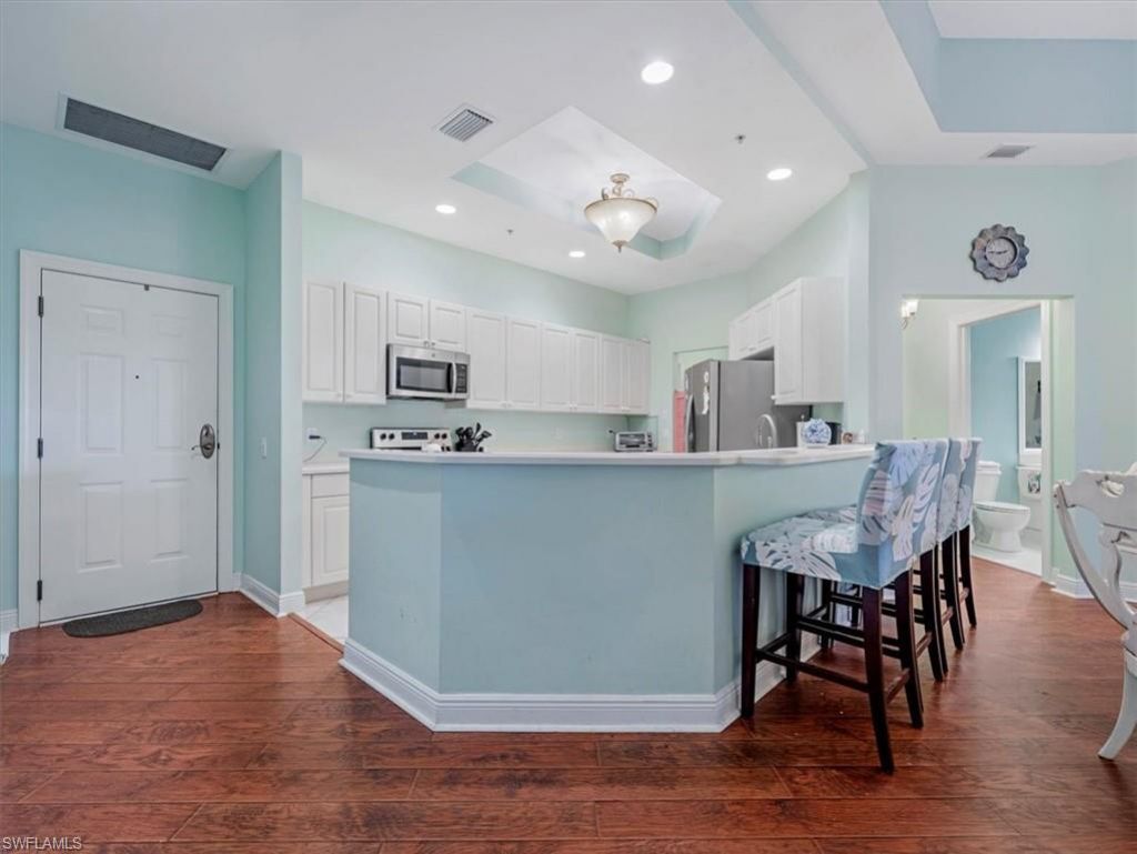 2745 1st St, Unit 305, Fort Myers, FL 33916 Photo