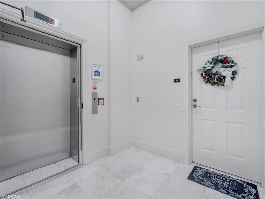 2745 1st St, Unit 305, Fort Myers, FL 33916 Photo