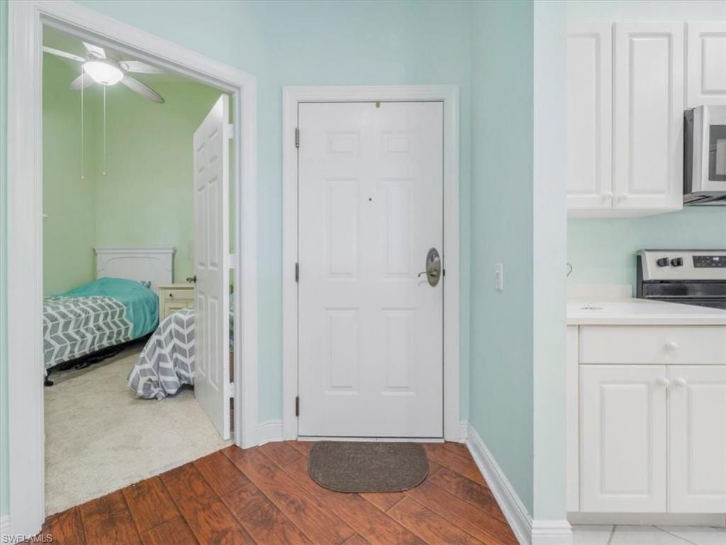 2745 1st St, Unit 305, Fort Myers, FL 33916 Photo