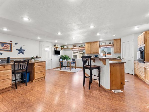 1795 N 7th East, Mountain Home, ID 83647
