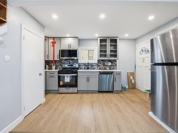 305 N Terrace Avenue, Mount Vernon, NY 10550