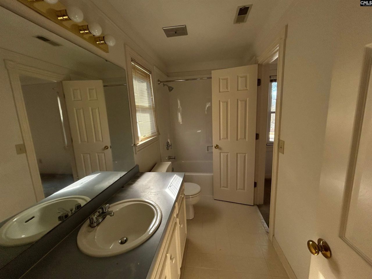 30 Ward Court Photo 10