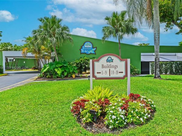 9091 Lime Bay Blvd , Unit 211, Tamarac, FL 33321