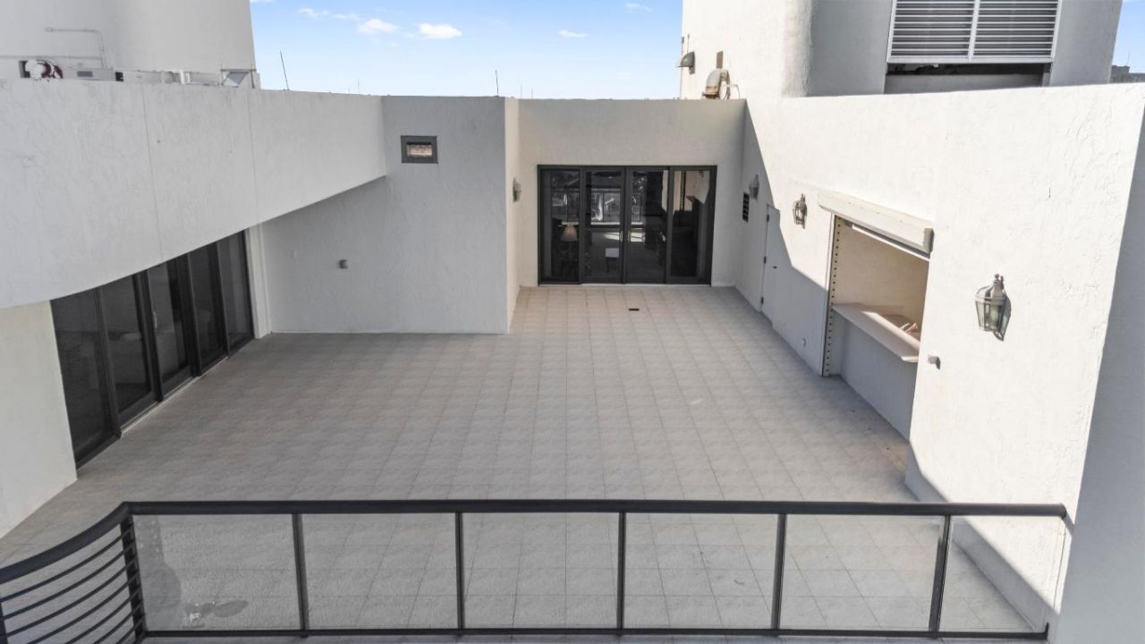 2727 S Ocean Boulevard, Unit Ph1502, Highland Beach, FL 33487 Photo