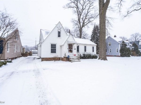 14604 Roxboro Avenue, Cleveland, OH 44111