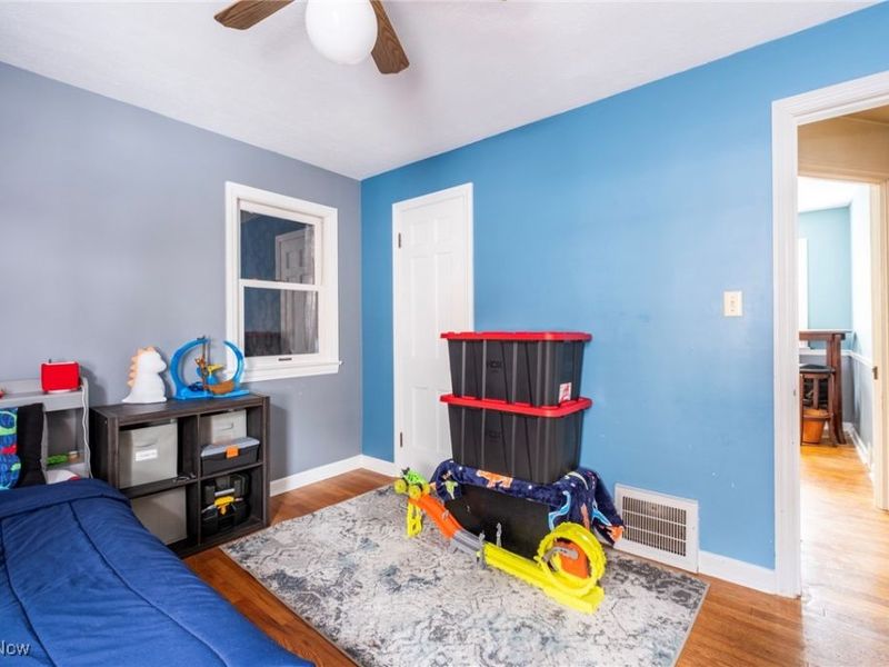 14604 Roxboro Avenue, Cleveland, OH 44111 Photo 22