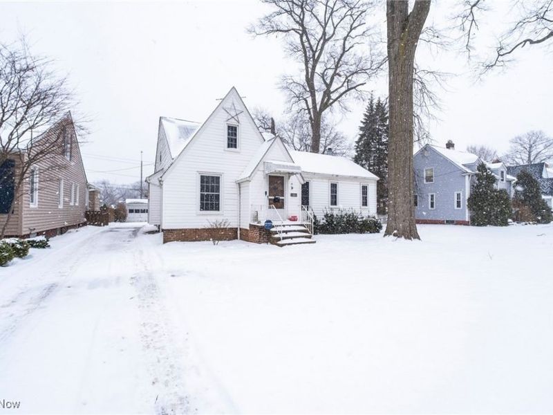 14604 Roxboro Avenue, Cleveland, OH 44111 Photo 3