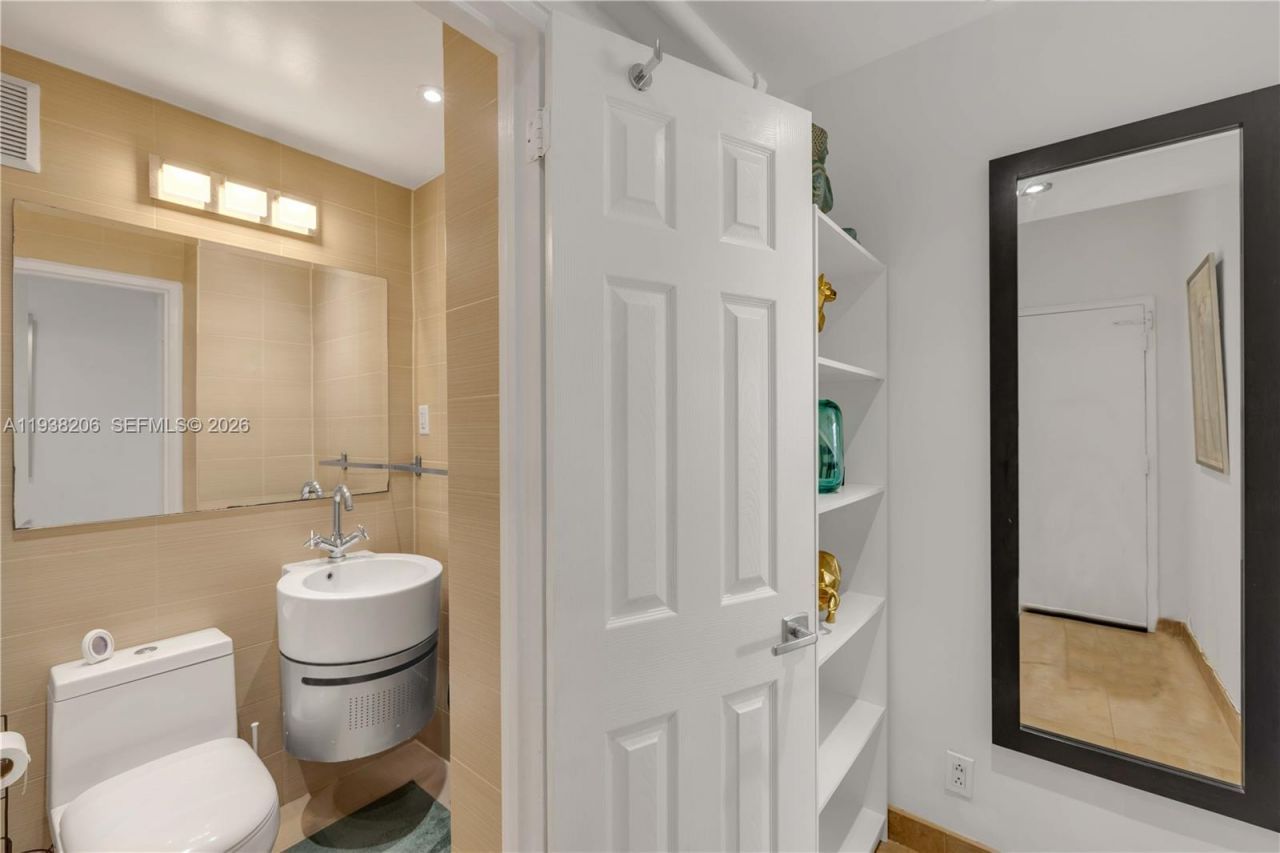 255 W 24th St, Unit 542, Miami Beach, FL 33140 Photo