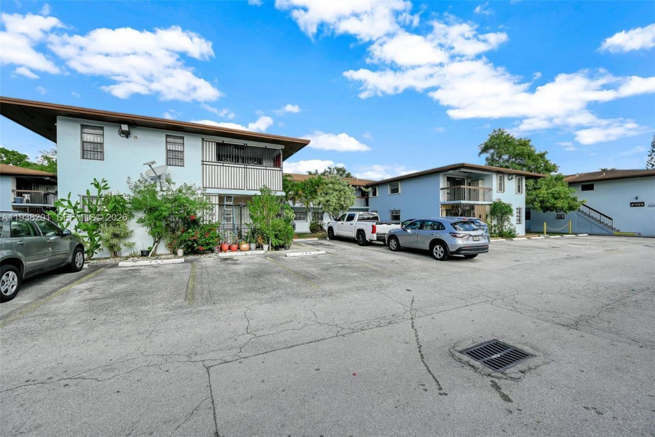 6215 W 24th Ave, Unit 206-7, Hialeah, FL 33016 Photo