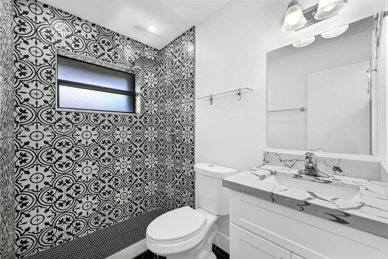 6215 W 24th Ave, Unit 206-7, Hialeah, FL 33016 Photo