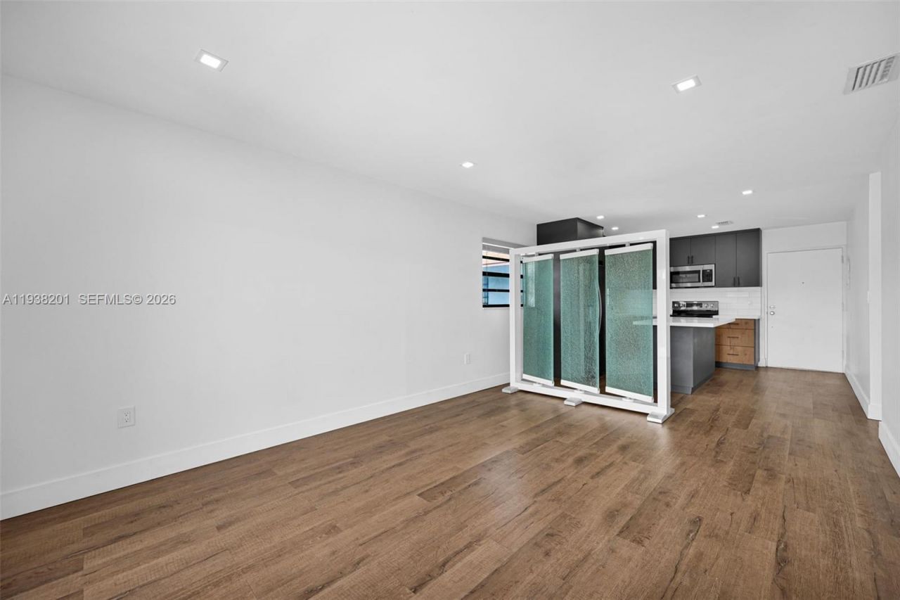 6215 W 24th Ave, Unit 206-7, Hialeah, FL 33016 Photo