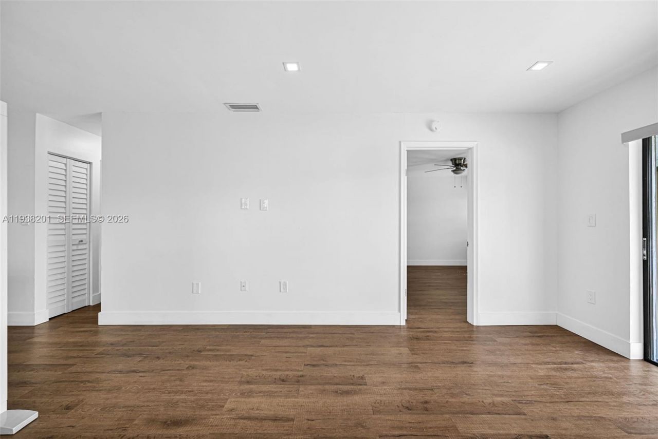 6215 W 24th Ave, Unit 206-7, Hialeah, FL 33016 Photo