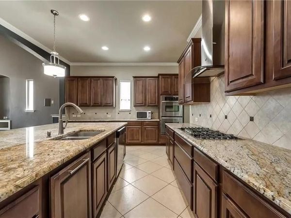 914 Mangrove Drive, Fate, TX 75087