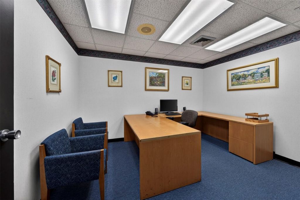 3050 E Commercial Boulevard, Fort Lauderdale, FL 33308 Photo