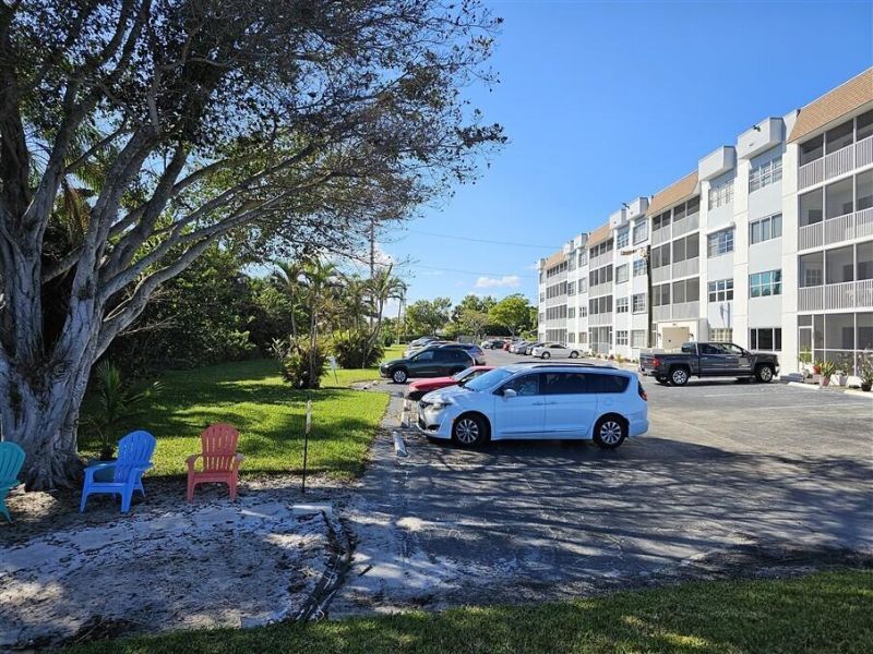 1502 S Lakeside Drive, Unit 118, Lake Worth Beach, FL 33460 Photo