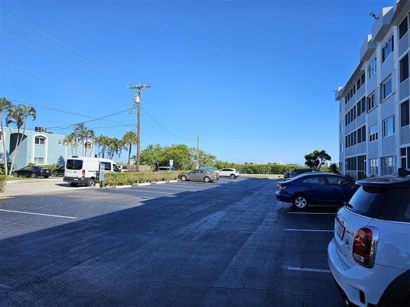 1502 S Lakeside Drive, Unit 118, Lake Worth Beach, FL 33460 Photo