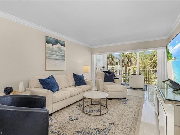 234 Banyan BLVD , Unit 234, NAPLES, FL 34102