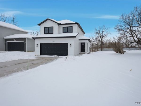 1690 Center Road, West Seneca, NY 14224