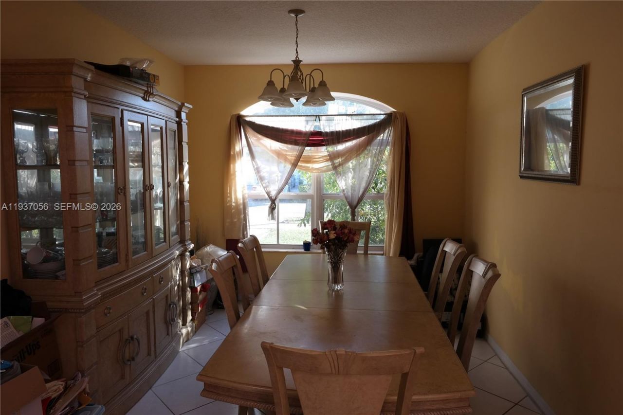 12641 SW 28th St, Miramar, FL 33027 Photo