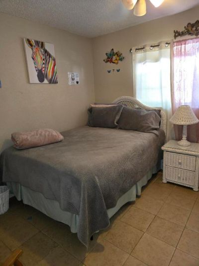 2396 Daphne Drive, West Palm Beach, FL 33415 Photo