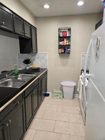 2396 Daphne Drive, West Palm Beach, FL 33415 Photo