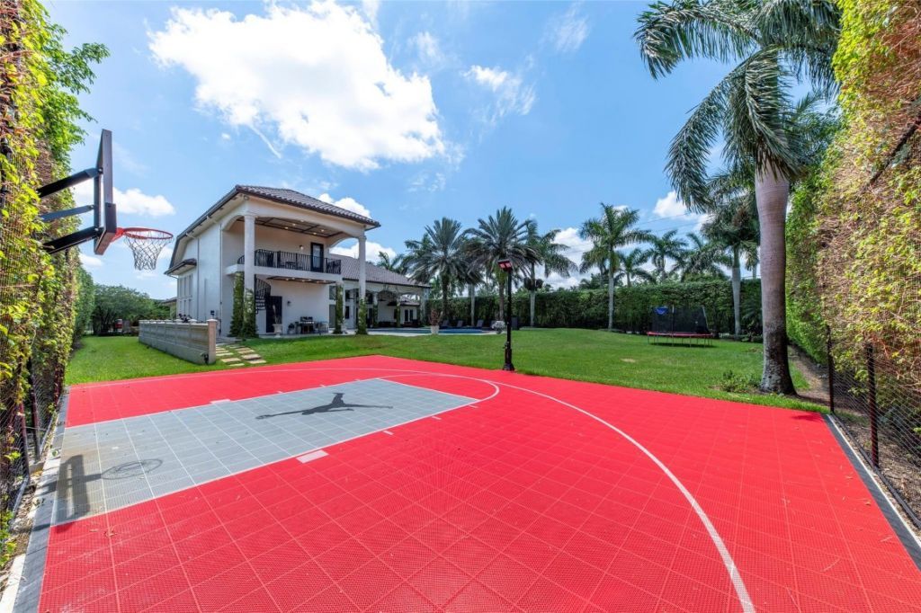 1203 NW 121st Ave, Plantation, FL 33323 Photo