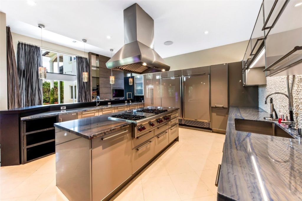 1203 NW 121st Ave, Plantation, FL 33323 Photo