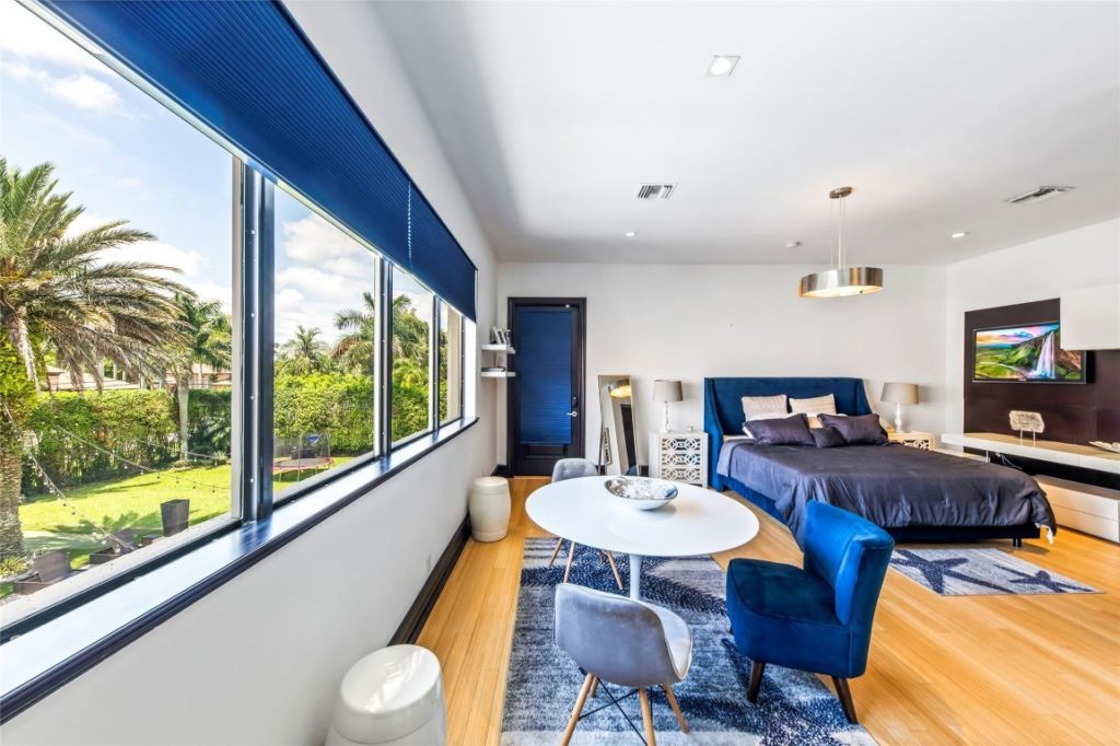 1203 NW 121st Ave, Plantation, FL 33323 Photo