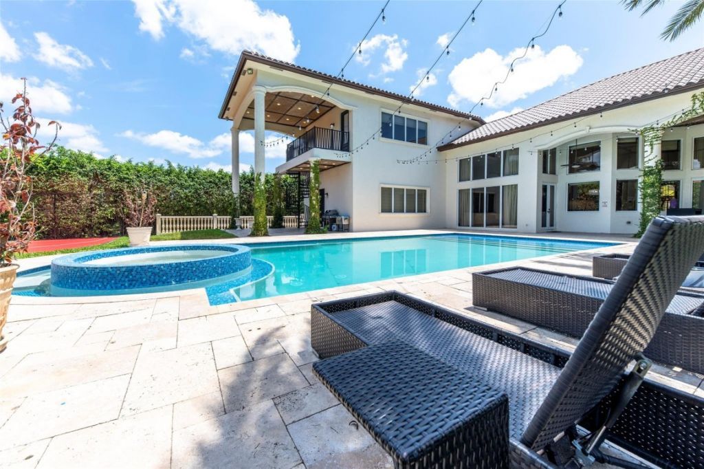 1203 NW 121st Ave, Plantation, FL 33323 Photo