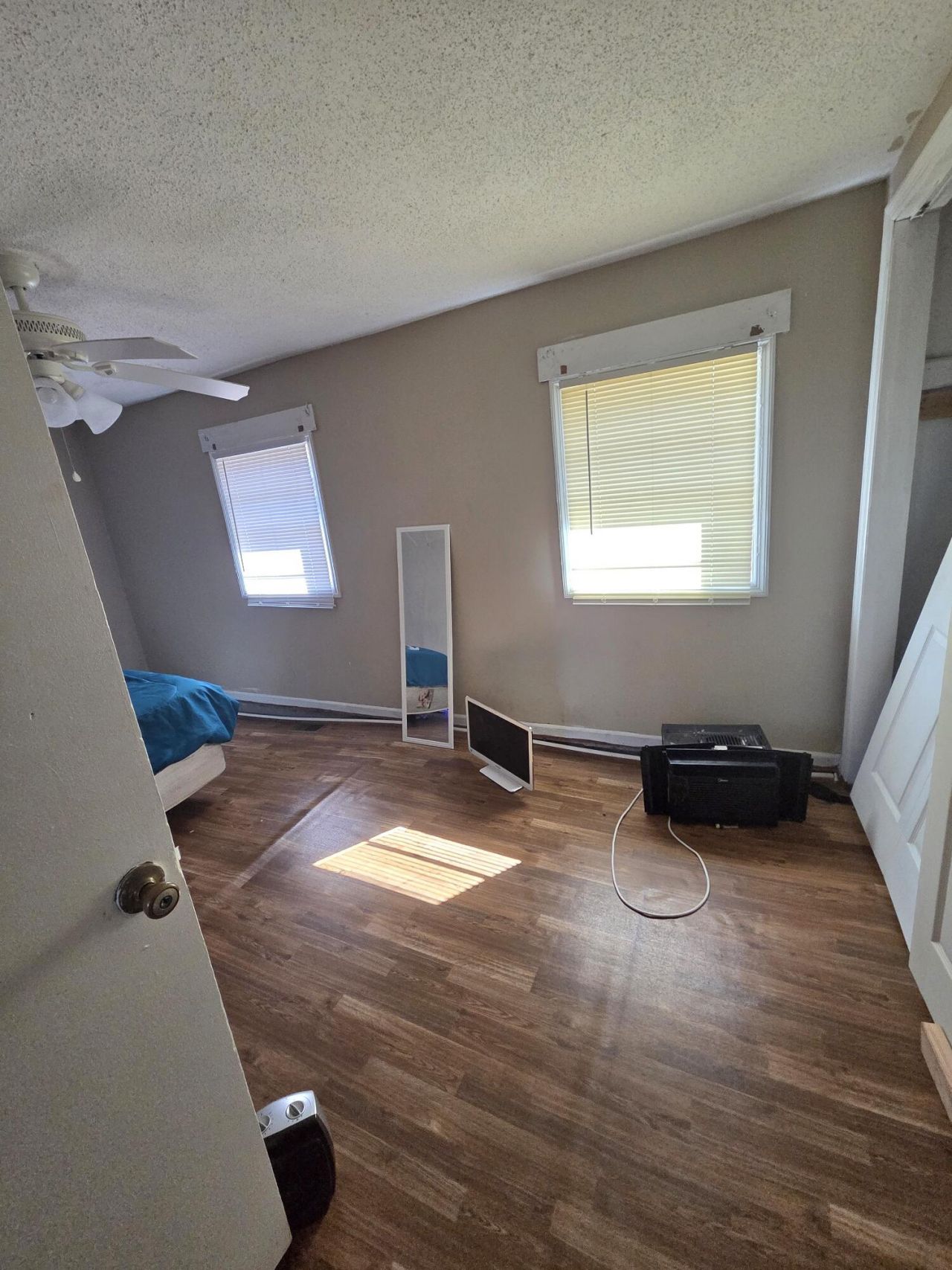 245 Acme Street Photo 11