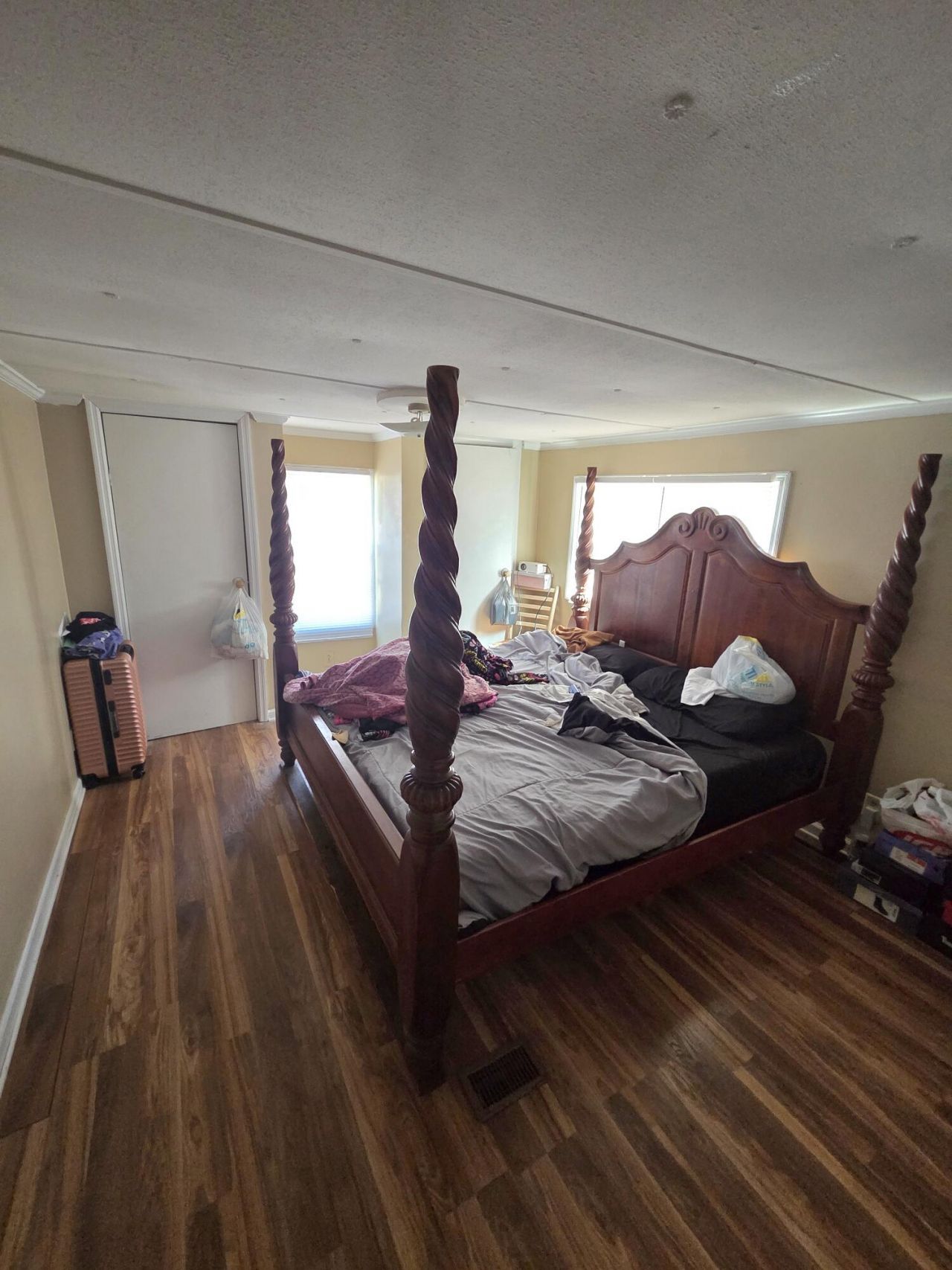 245 Acme Street Photo 14