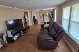 245 Acme Street photo 4