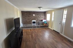 245 Acme Street photo 4