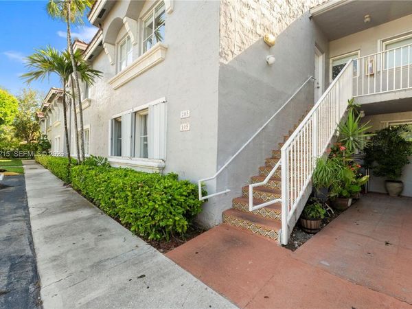 4736 NW 114th Ave, Unit 205, Doral, FL 33178