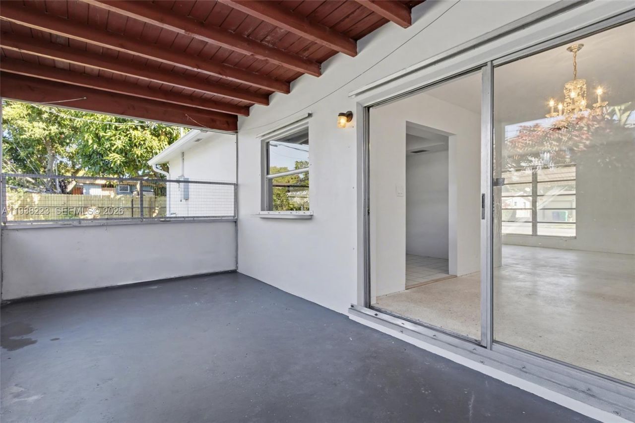 2301 NW 42nd Ave, Lauderhill, FL 33313 Photo