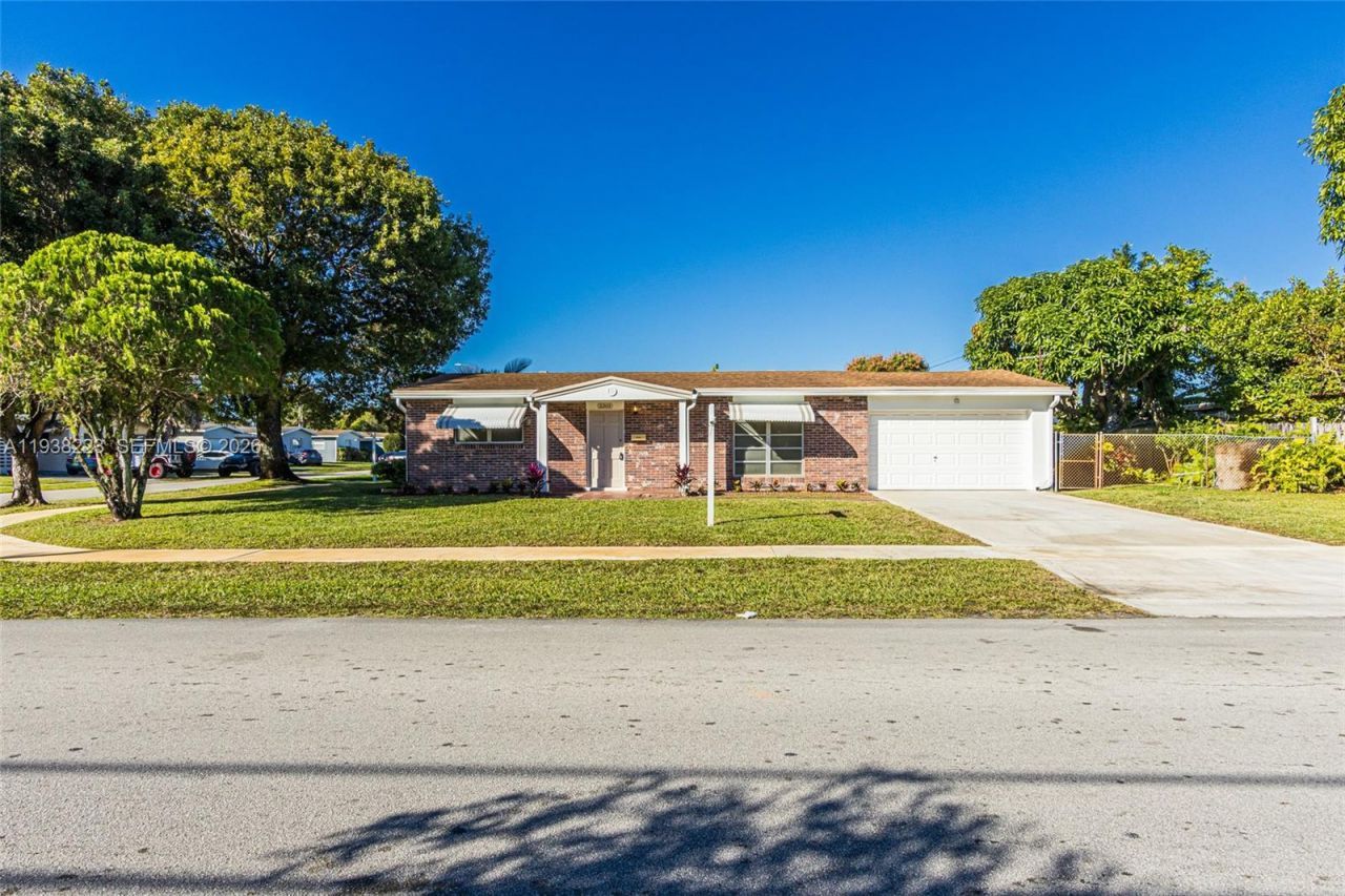 2301 NW 42nd Ave, Lauderhill, FL 33313 Photo