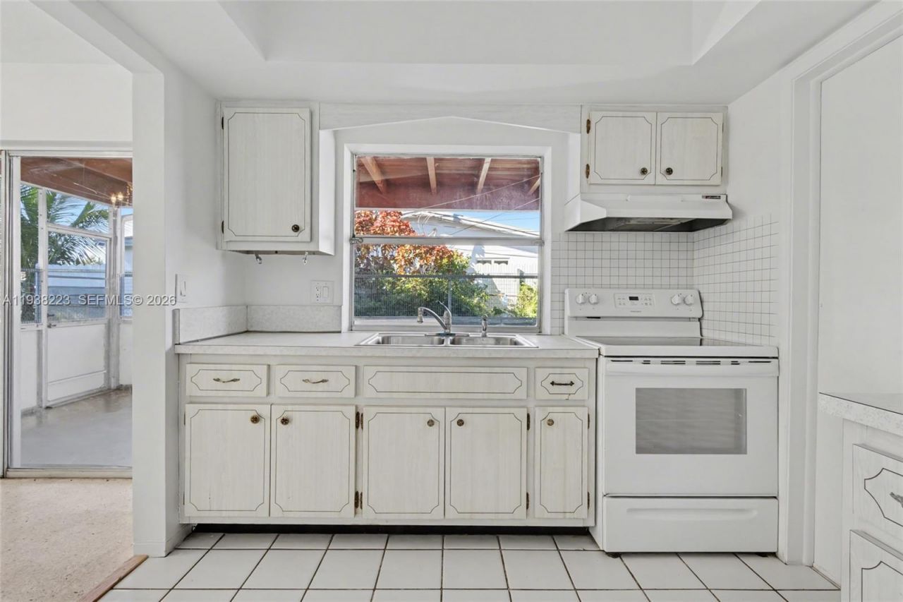 2301 NW 42nd Ave, Lauderhill, FL 33313 Photo