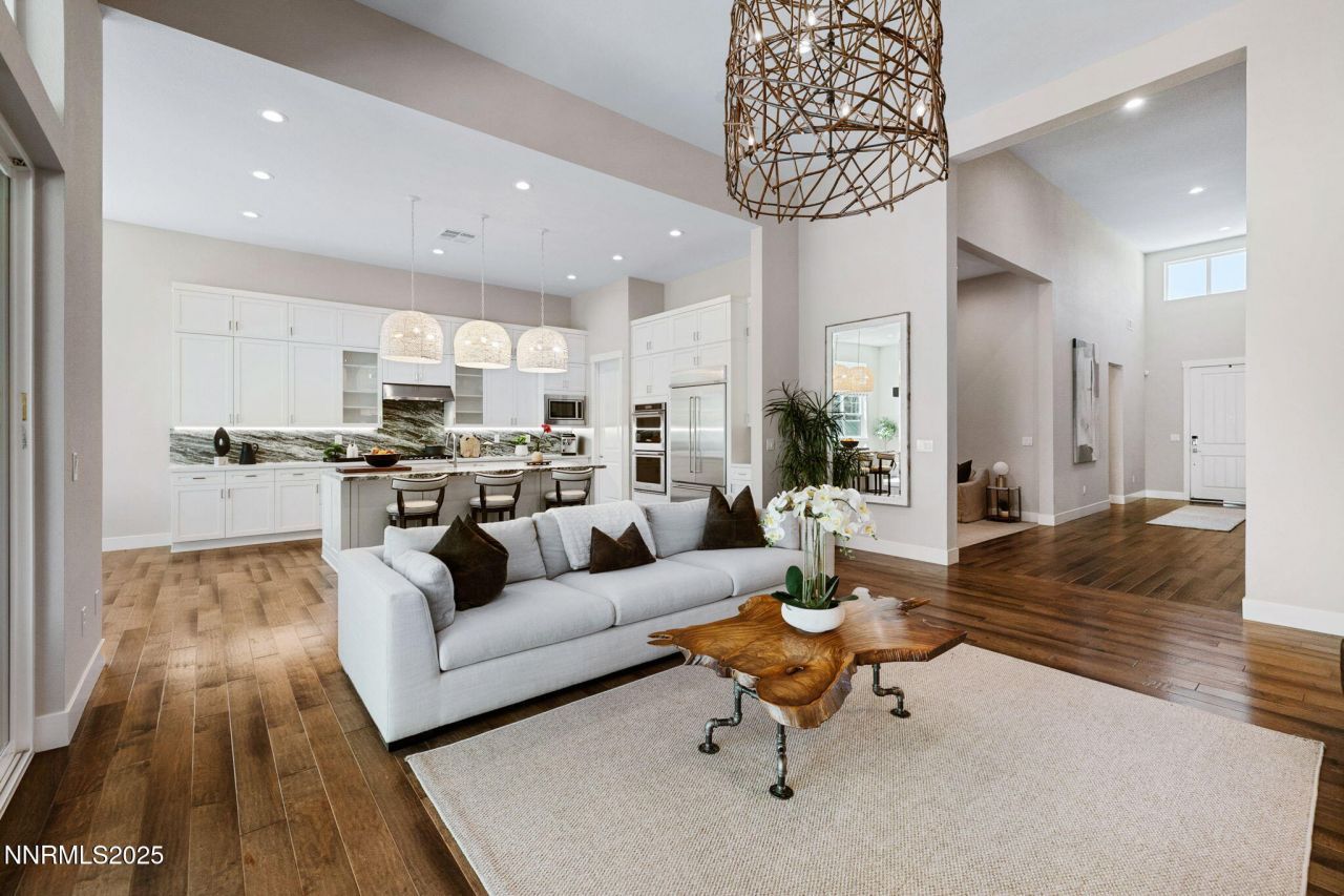 709 W Pleasant Oak Trail, Reno, NV 89511 Photo