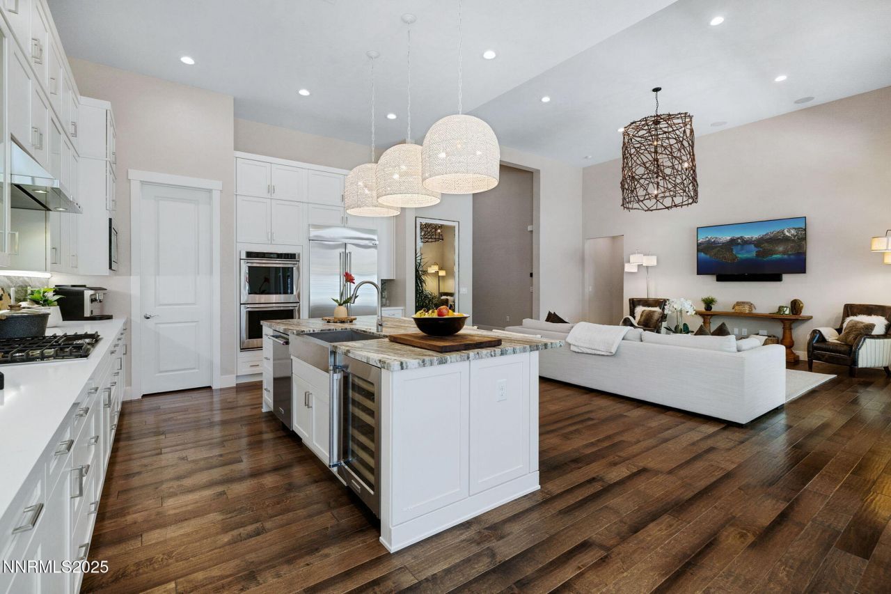 709 W Pleasant Oak Trail, Reno, NV 89511 Photo