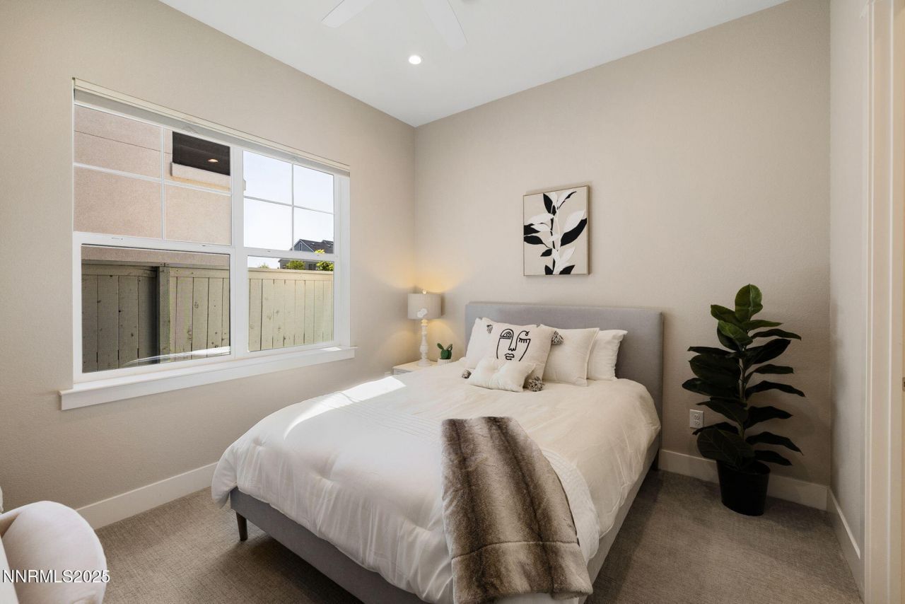 709 W Pleasant Oak Trail, Reno, NV 89511 Photo